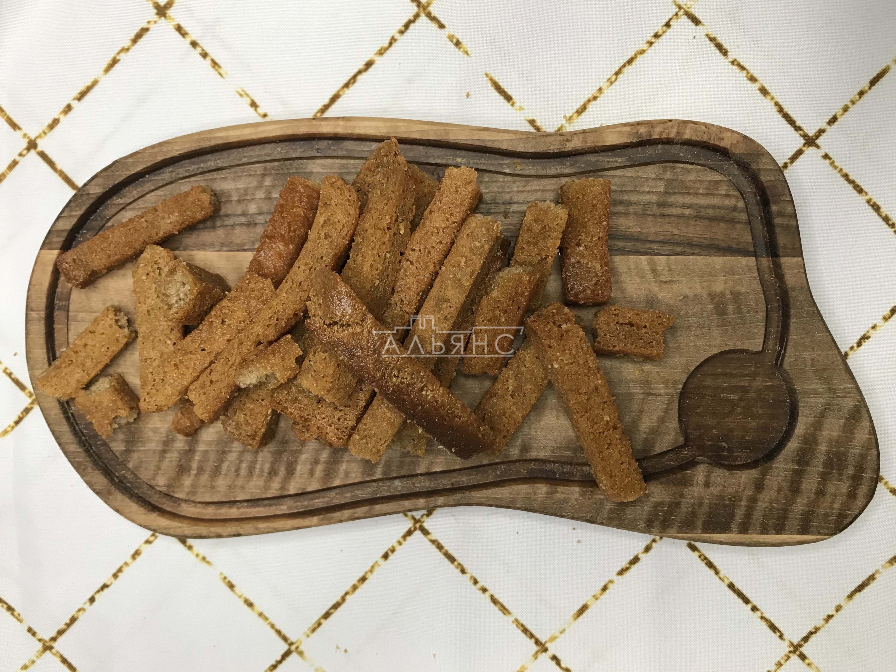 Деревенские гренки с чесноком в Хотьково