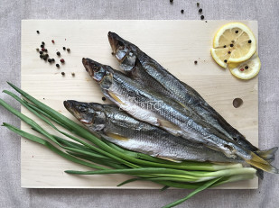 Каталог продукции: Корюшка вяленая с икрой