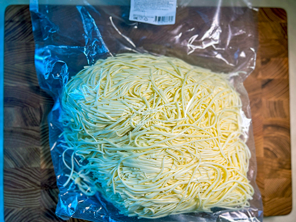 Сырный продукт ФЕРМЕРСКИЙ паутинка белая в Хотьково