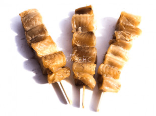 Бастони палочки свиные классические: Шашлычок из сома холодного копчения